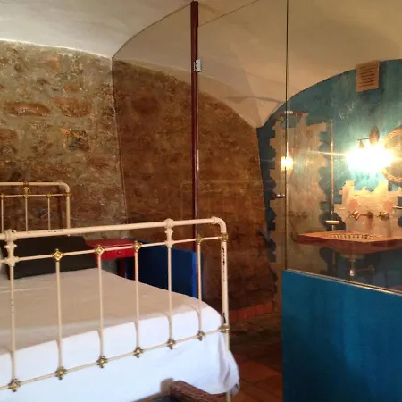 Casas De La Juderia, Juderia Vieja *