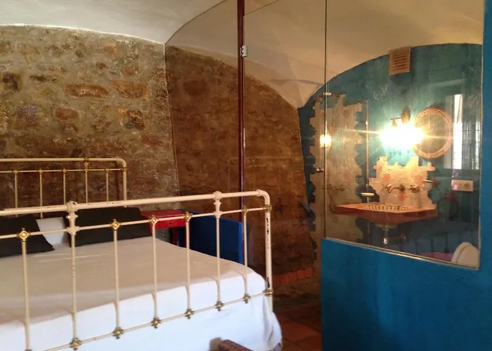 Casas De La Juderia, Juderia Vieja *